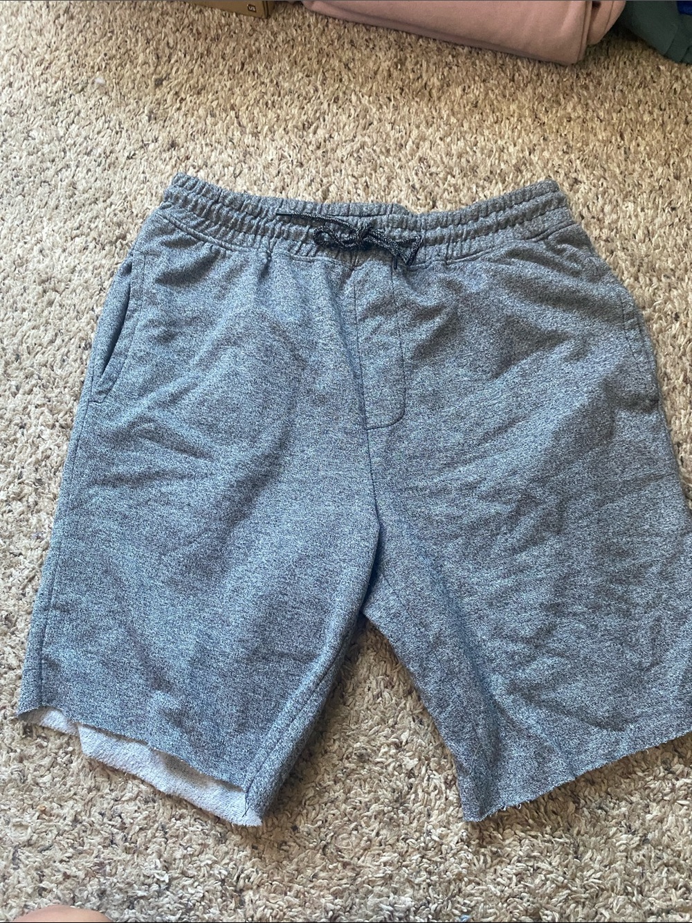 Rue21 Men's Athletic Drawstring Shorts - Heather Gray